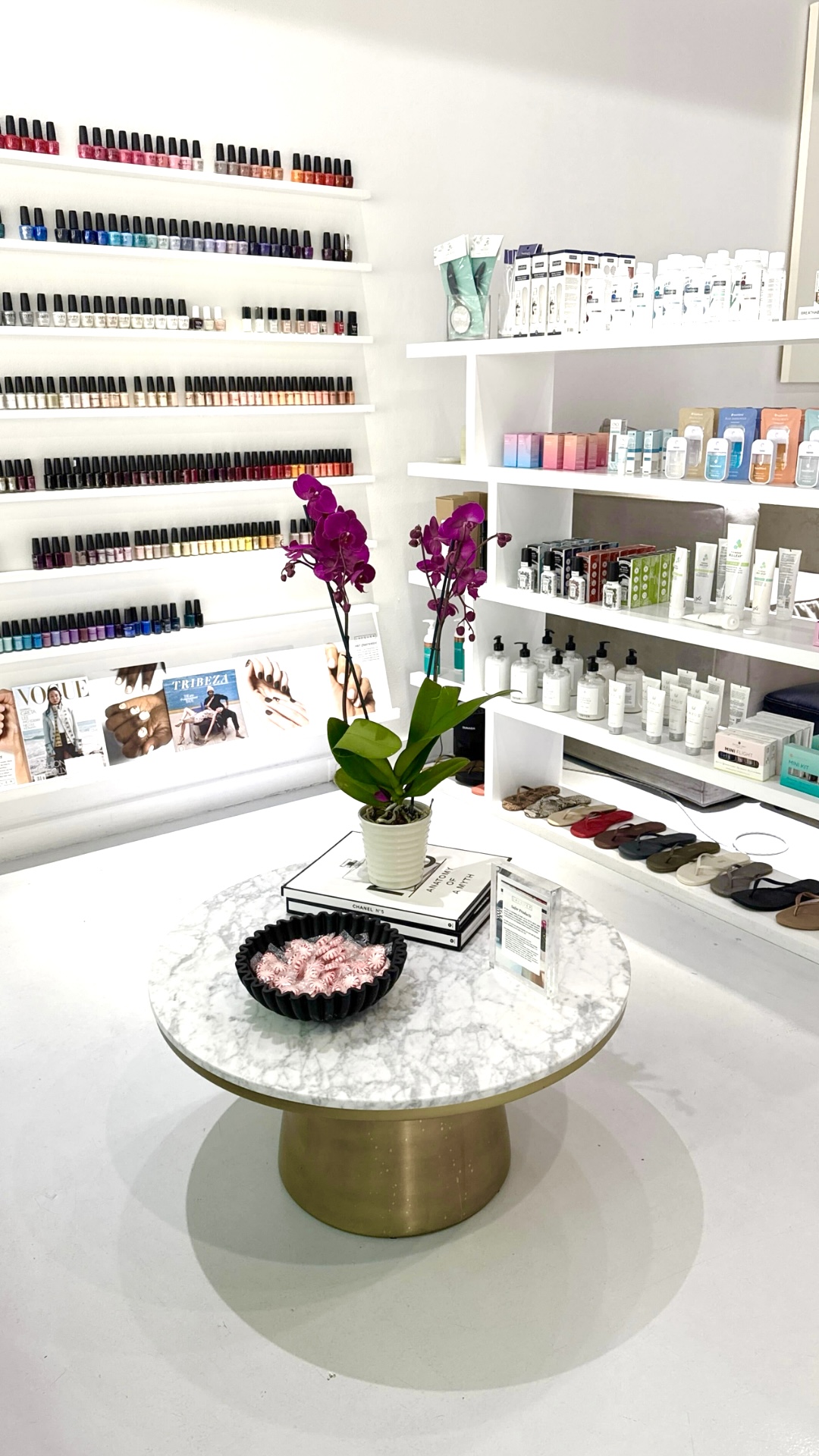 LACQUER Nail Studio nail photo 2